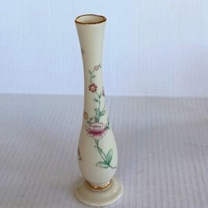 Lenox Bud Vase Rose Manor pattern 7-1/2" tall